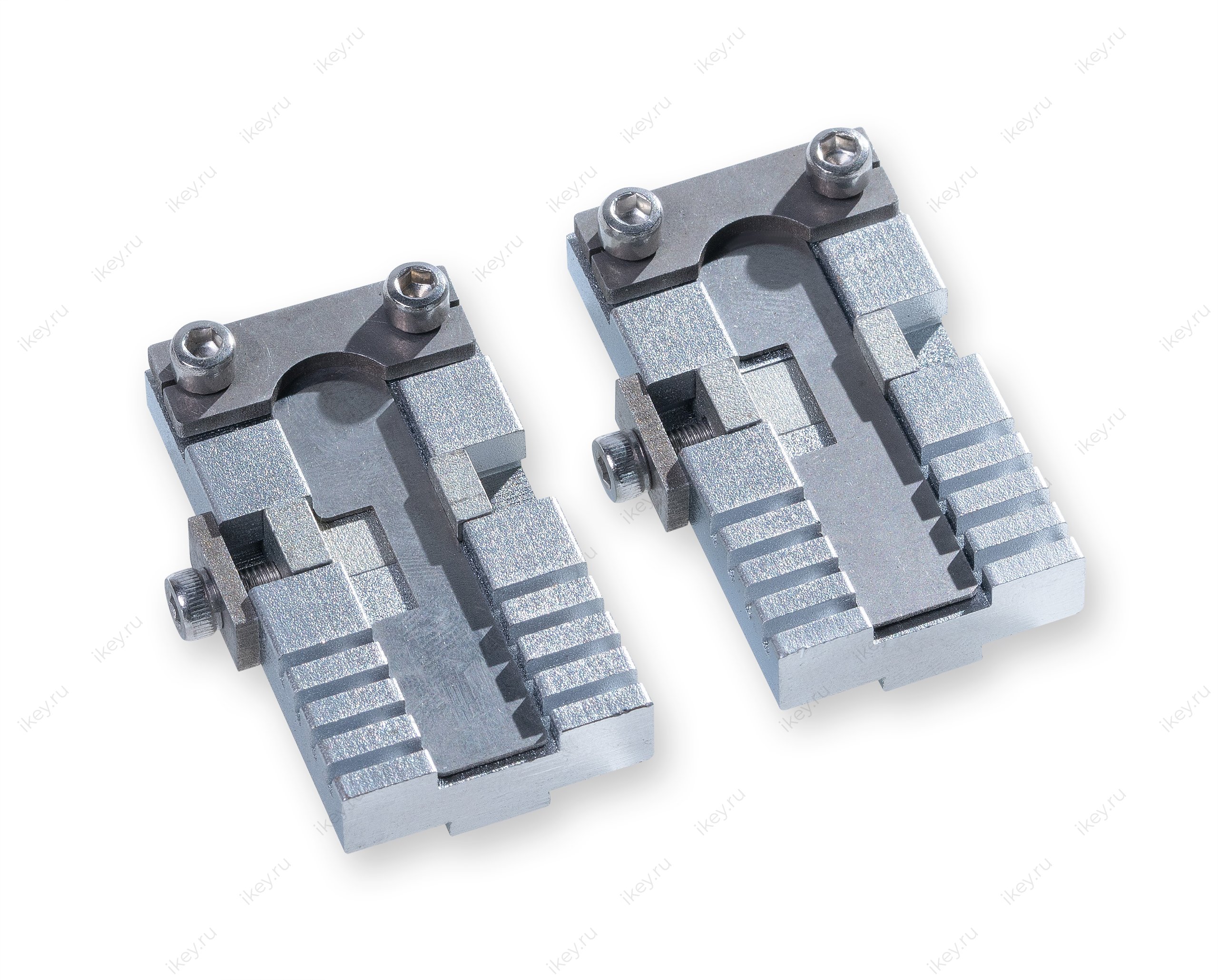 Приспособление для зажима ключей - 1